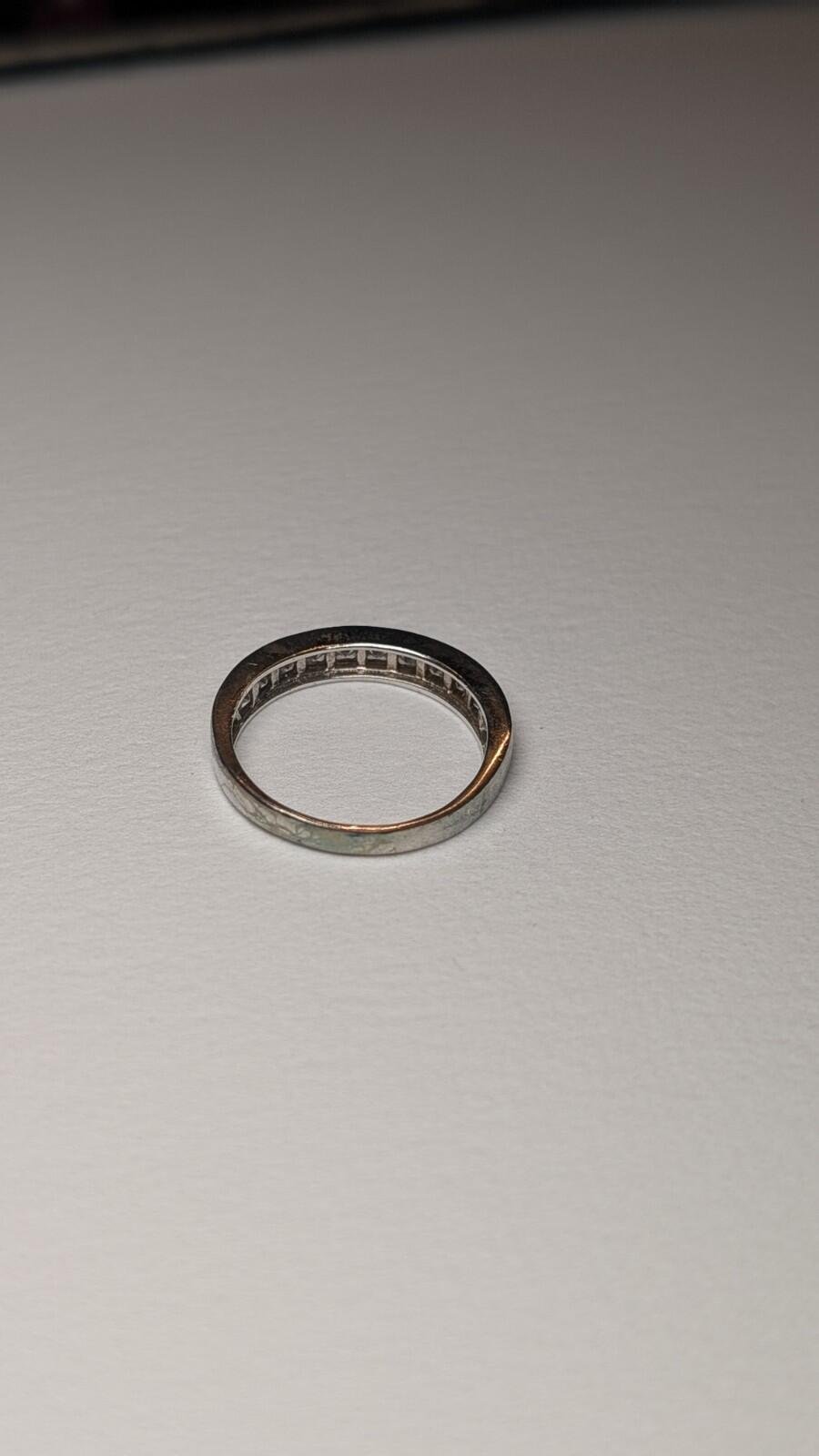 Vintage Sterling Silver CZ Gemstones Band Ring | Size Q | 925 Silver - Image 5