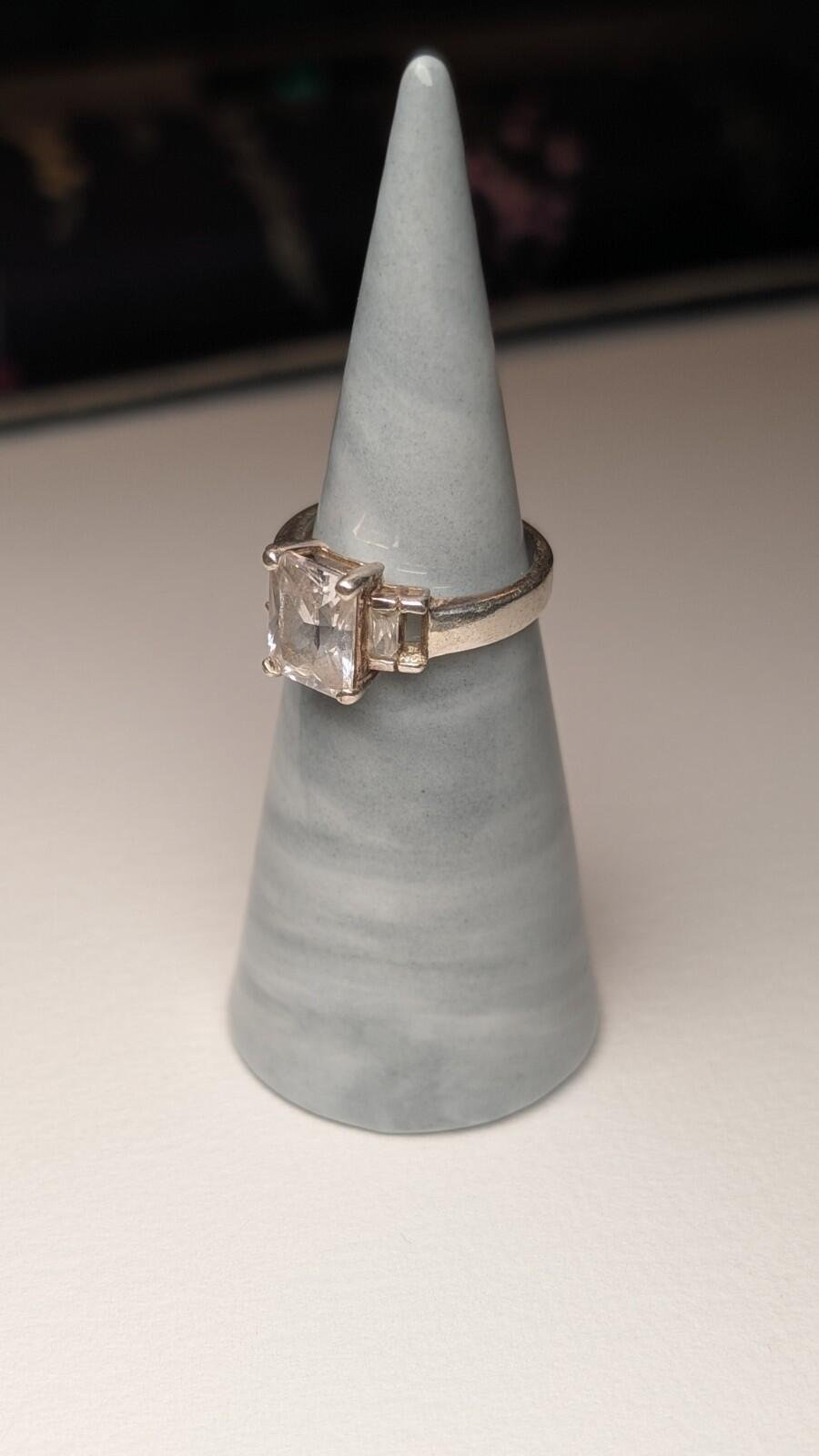 Vintage Sterling Silver CZ Gemstone Ring | Size K 1/2 | 925 Silver - Image 6