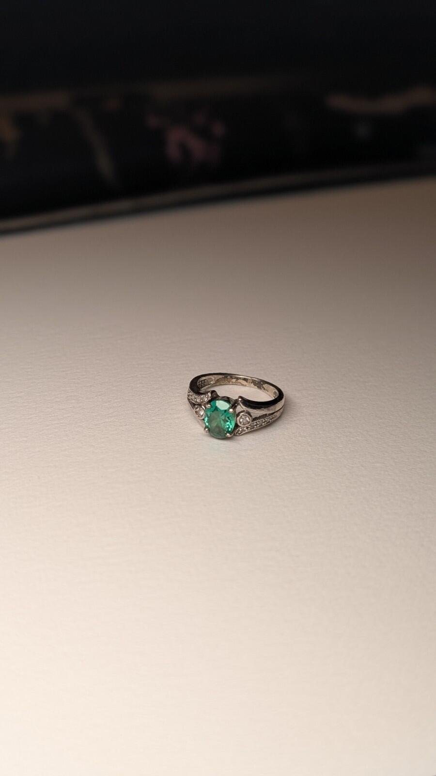 Vintage Sterling Silver Green CZ Gemstone Ring | Size L | 925 Silver - Image 2