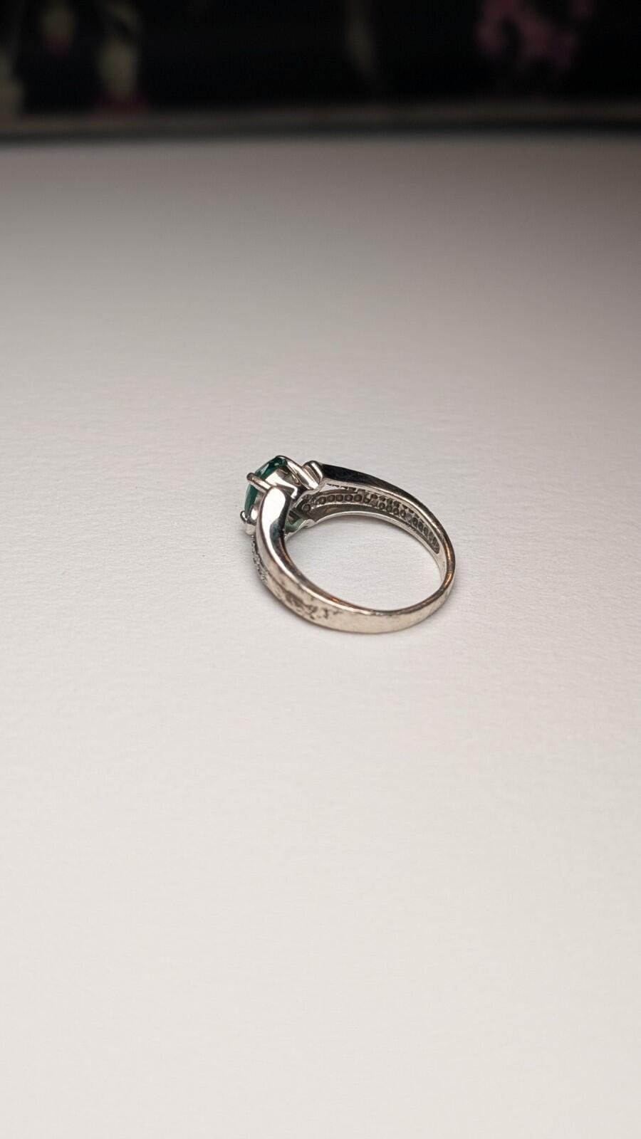 Vintage Sterling Silver Green CZ Gemstone Ring | Size L | 925 Silver - Image 8
