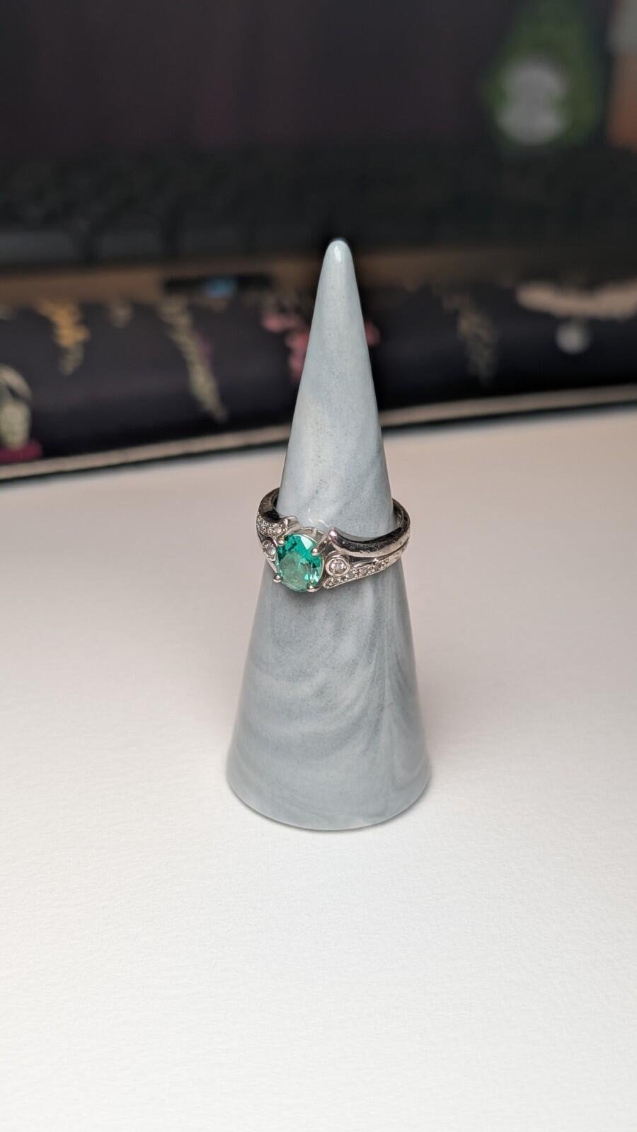 Vintage Sterling Silver Green CZ Gemstone Ring | Size L | 925 Silver - Image 9