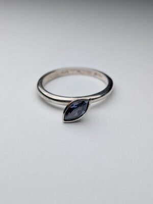Vintage Sterling Silver Tanzanite Gemstone Ring | Size Q 1/2 | 925 Silver