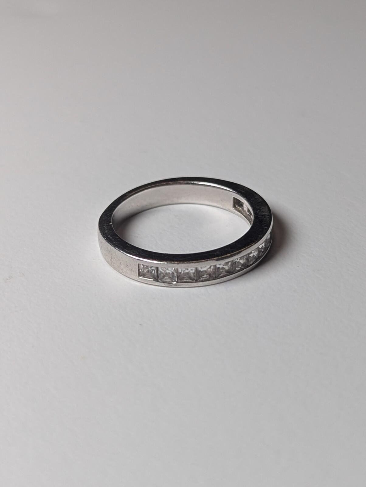 Vintage Sterling Silver CZ Row Gemstones Ring | K 1/2 | 925 Silver - Image 2