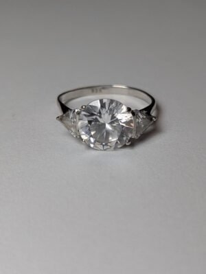 Vintage Sterling Silver Triple 3 CZ Gemstone Ring | Size P 1/2 | 925 Silver