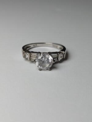 Vintage Sterling Silver CZ Gemstone Ring | Size P 1/2 | 925 Silver