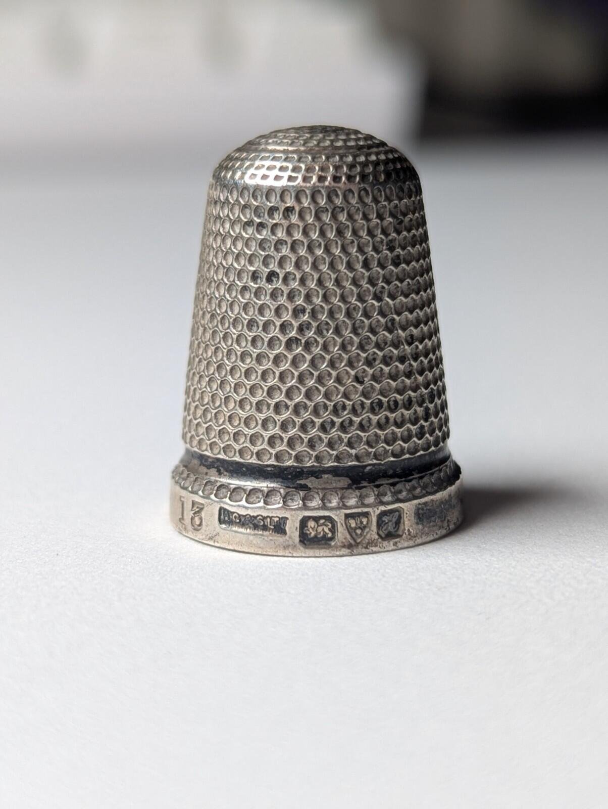 Antique Sterling Silver 1908 Chester Thimble | Weight: 2.66g