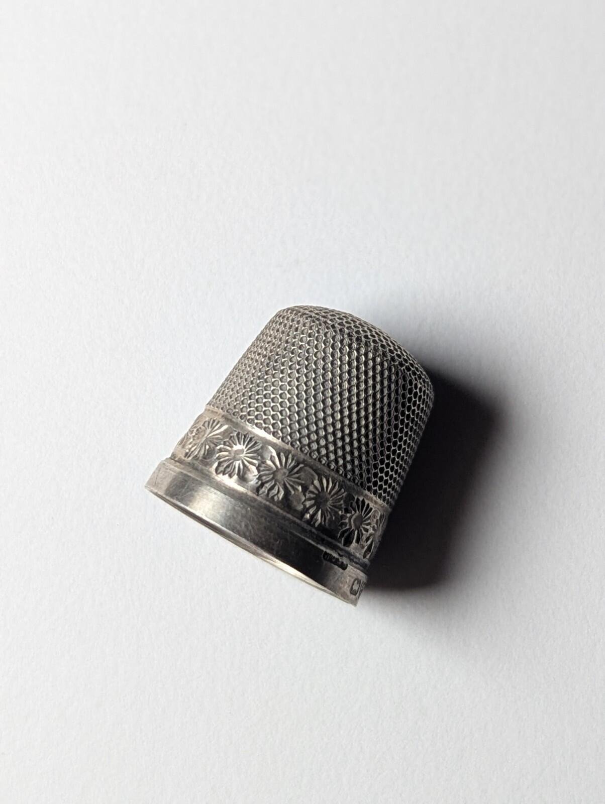 Antique Sterling Silver 1921 Chester England Thimble | Weight: 2.25g