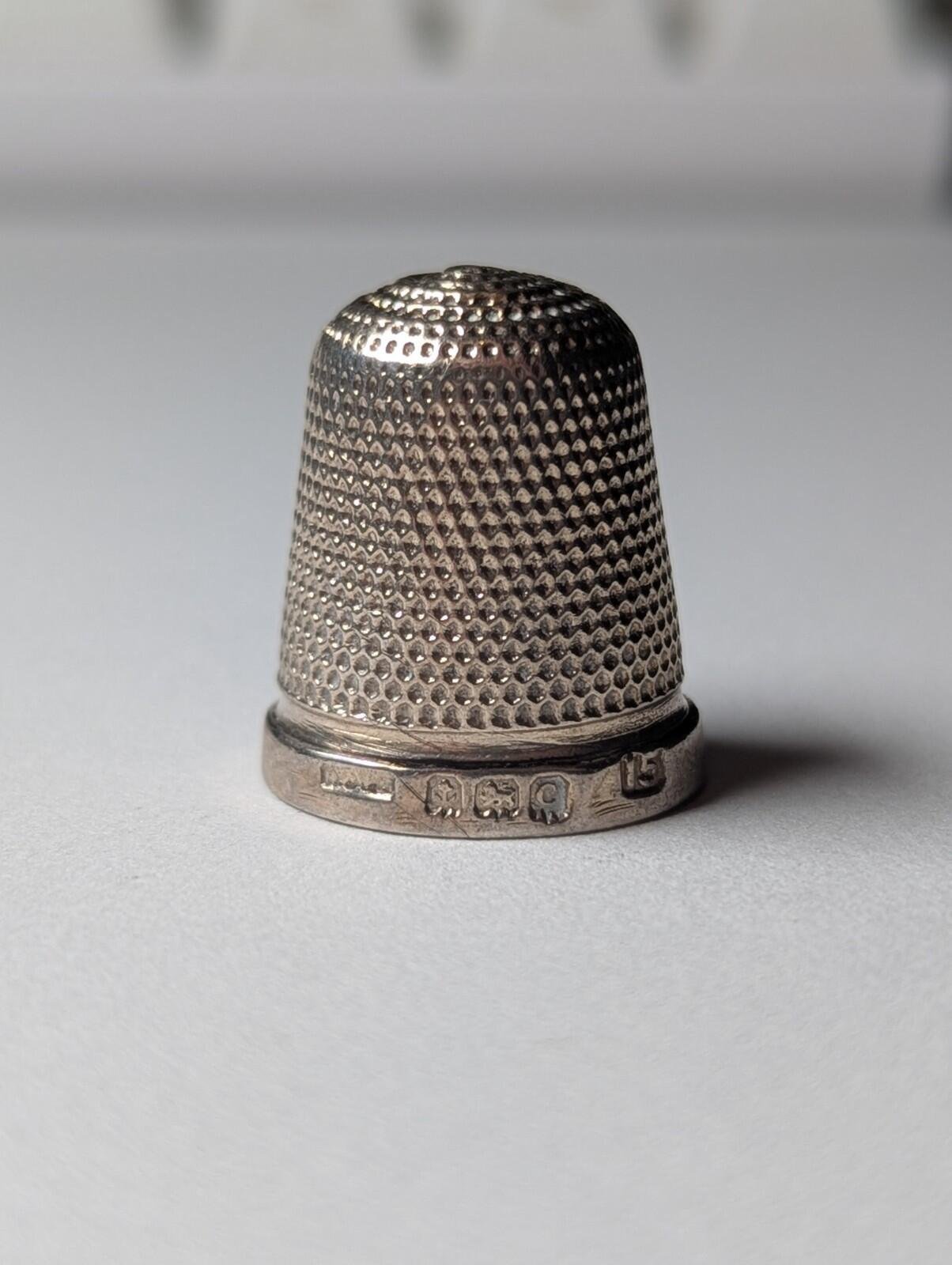 Antique Sterling Silver 1902 Birmingham Thimble Dots Design | Weight: 3.16g