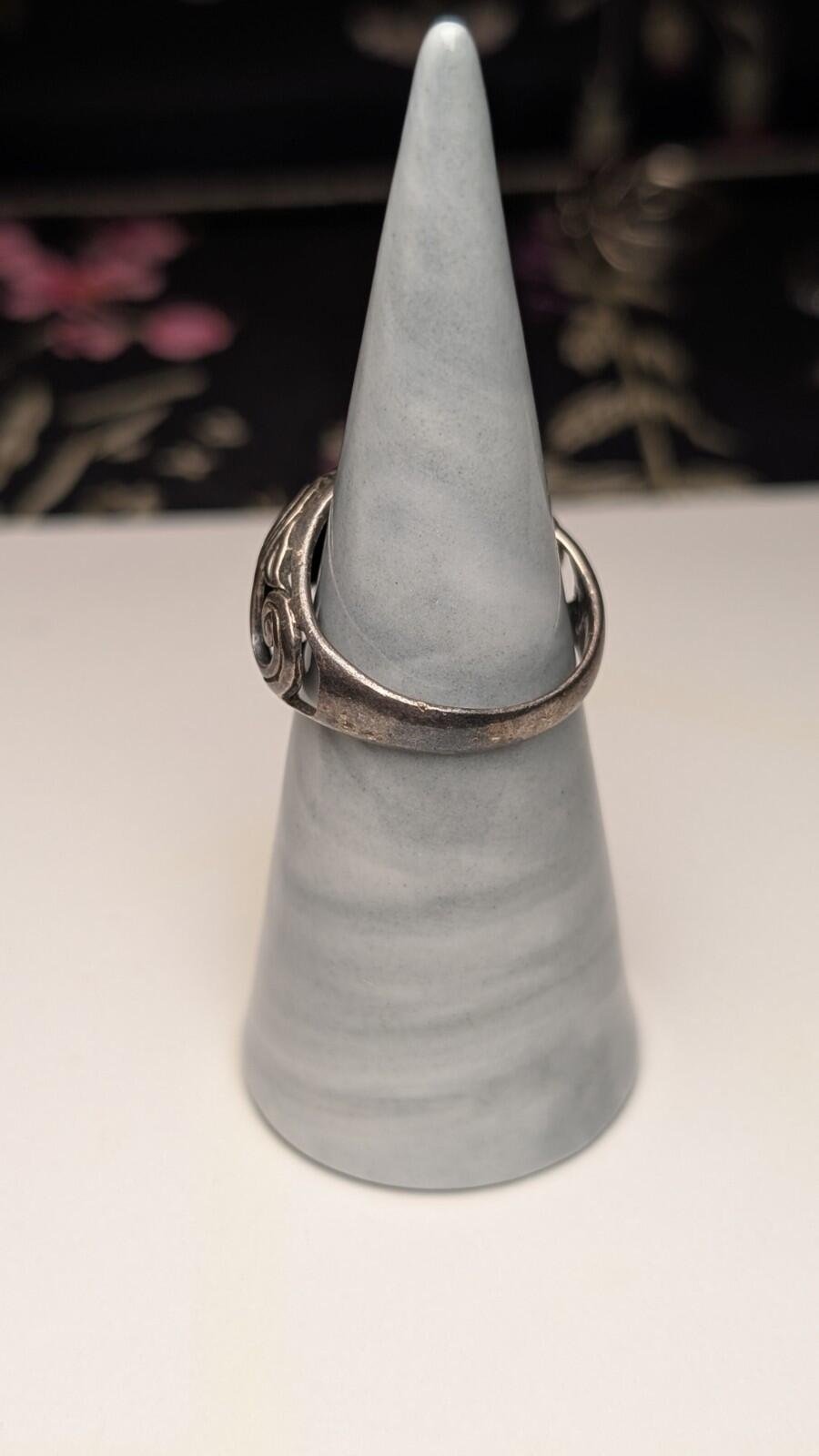 Vintage Sterling Silver Flower Floral Swirl Dome Ring | P 1/2 | 925 Silver - Image 4