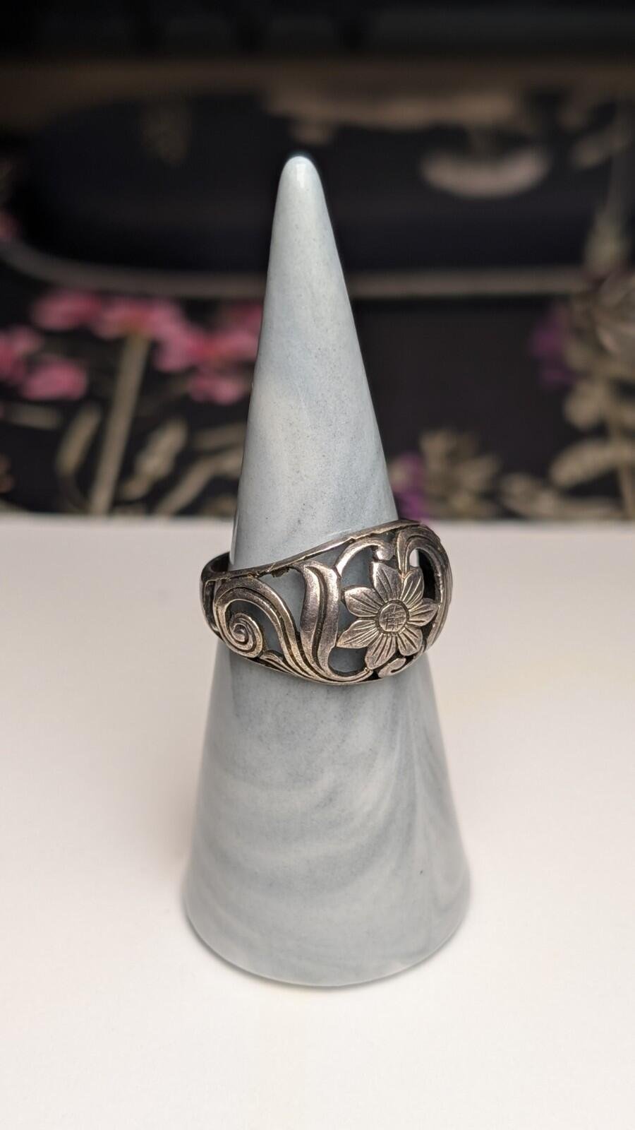 Vintage Sterling Silver Flower Floral Swirl Dome Ring | P 1/2 | 925 Silver - Image 6