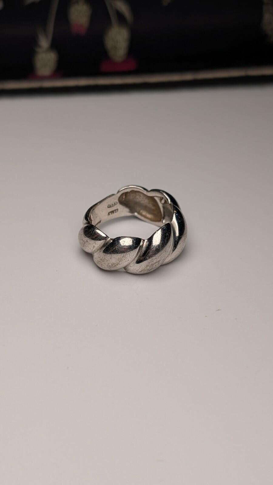 Vintage Sterling Silver Italian Ribbed Dome Ring | Size L 1/2 | 925 Silver - Image 2