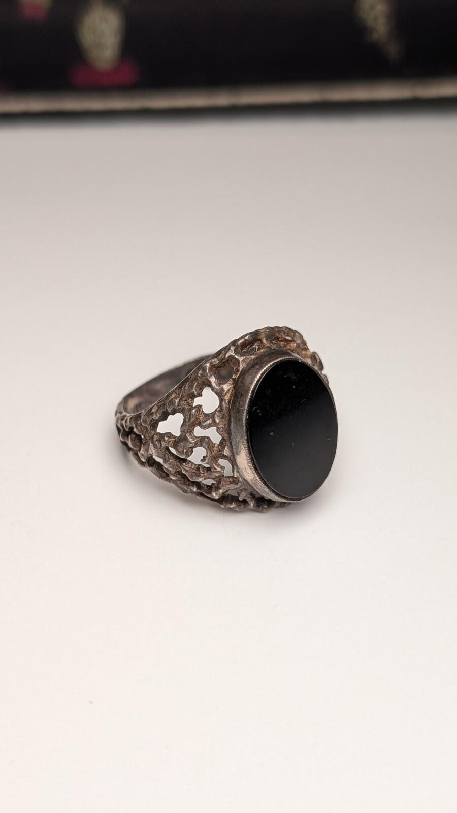 Vintage Sterling Silver 1975 Men's Flat Faced Black Onyx Signet Ring | Size S - Image 3