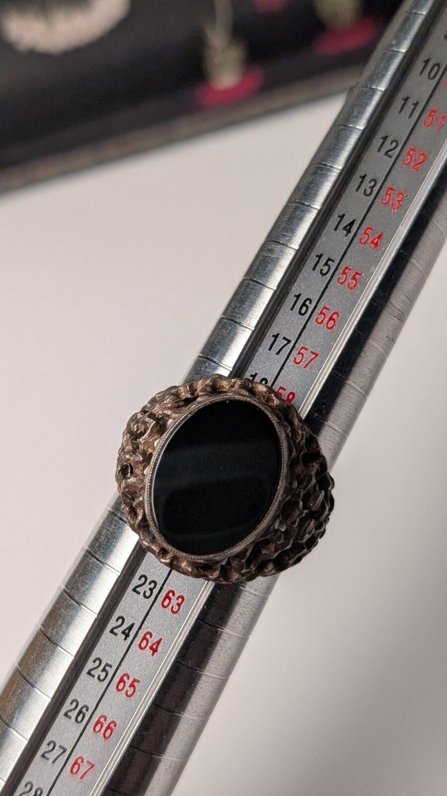 Vintage Sterling Silver 1975 Men's Flat Faced Black Onyx Signet Ring | Size S - Image 9