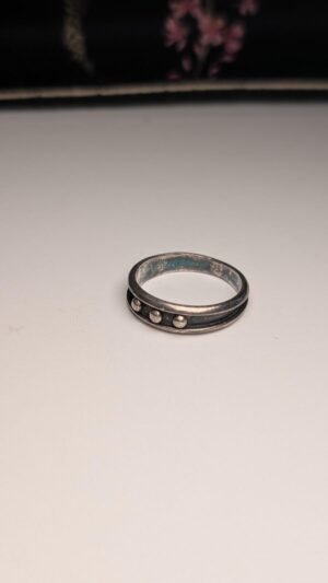 Vintage Sterling Silver 3 Dots Band Ring | Size P | 925 Silver