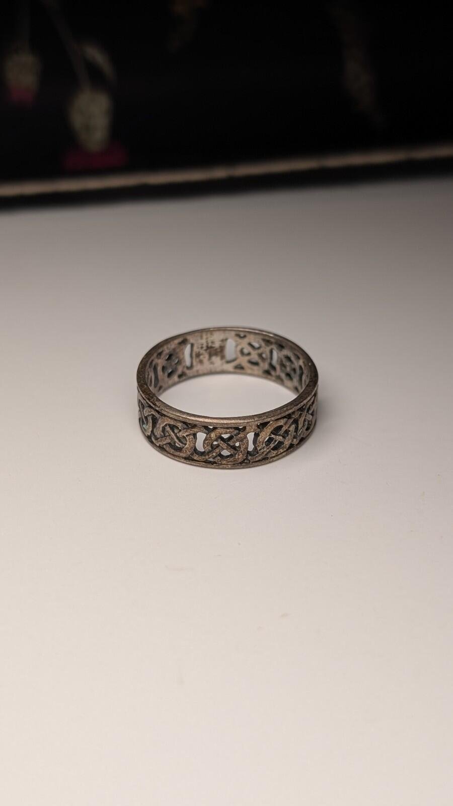 Vintage Sterling Silver Celtic Openwork Design Band Ring | Size R | 925 Silver - Image 2