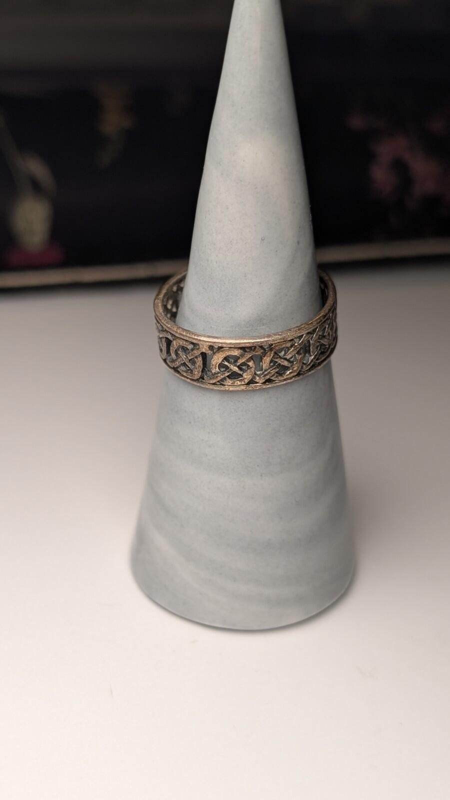 Vintage Sterling Silver Celtic Openwork Design Band Ring | Size R | 925 Silver - Image 3