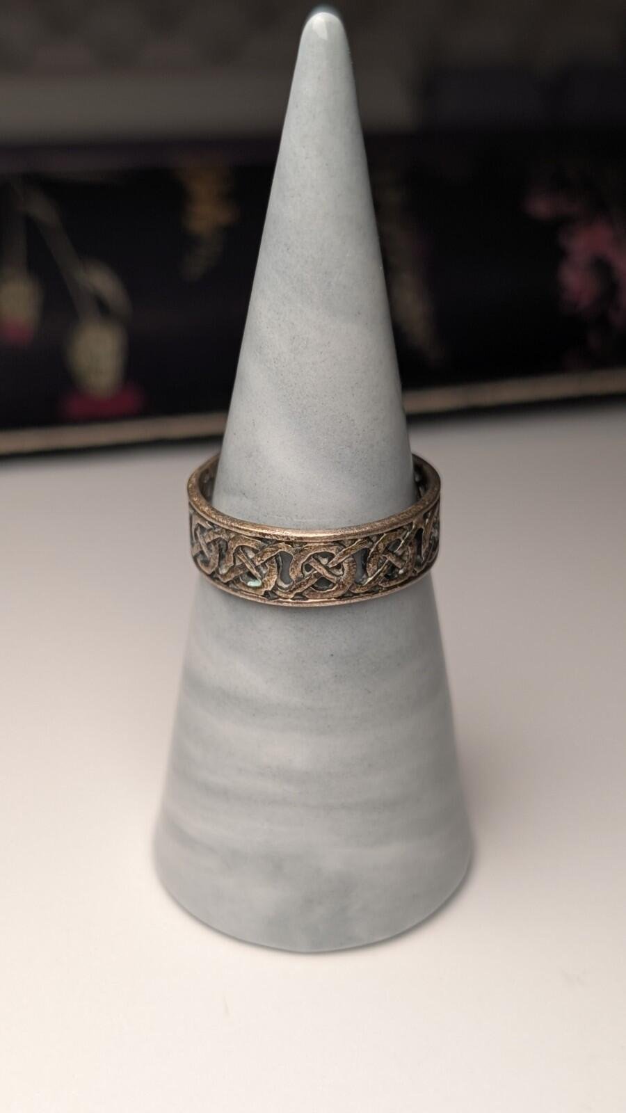 Vintage Sterling Silver Celtic Openwork Design Band Ring | Size R | 925 Silver - Image 6