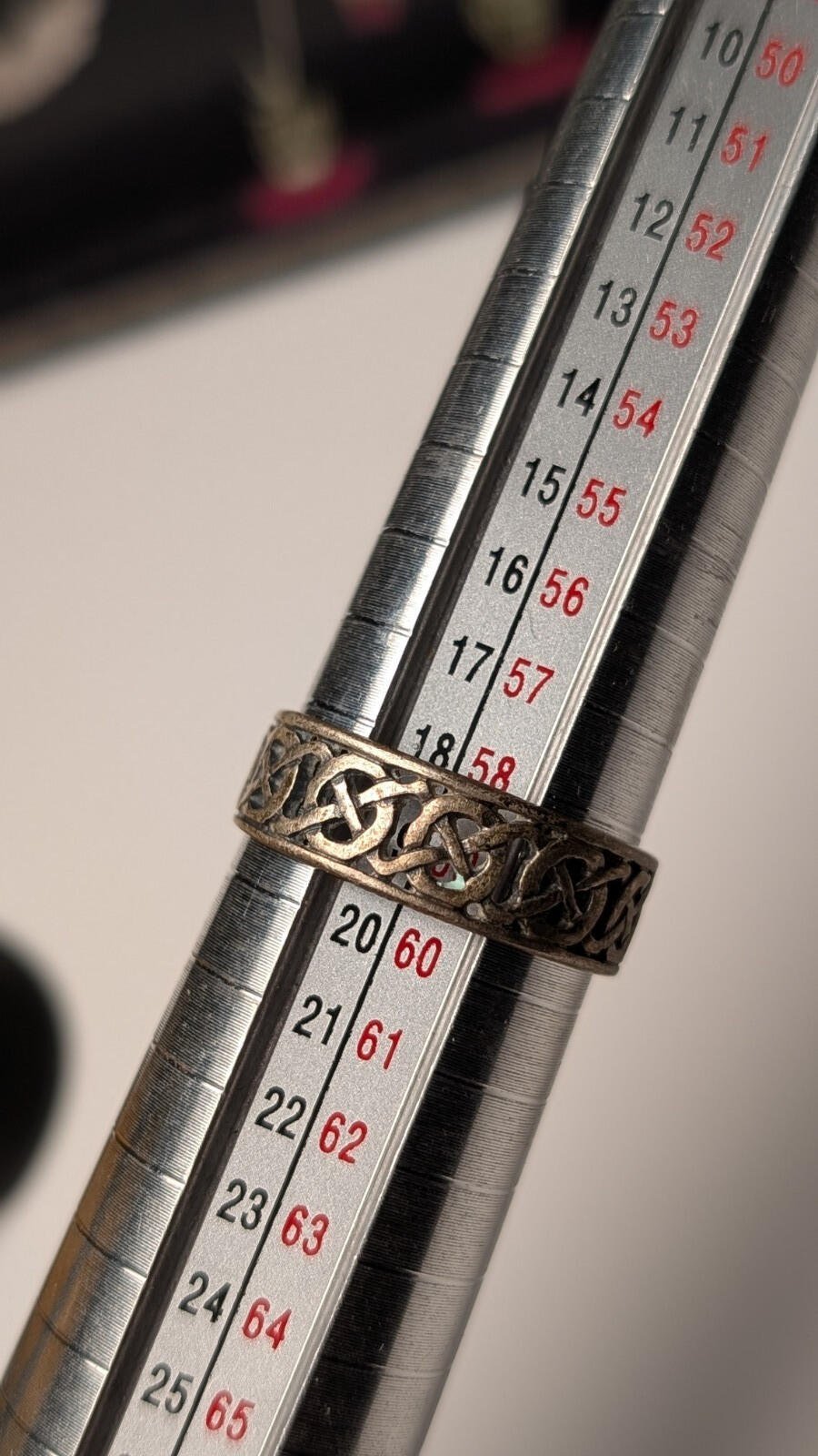Vintage Sterling Silver Celtic Openwork Design Band Ring | Size R | 925 Silver - Image 7