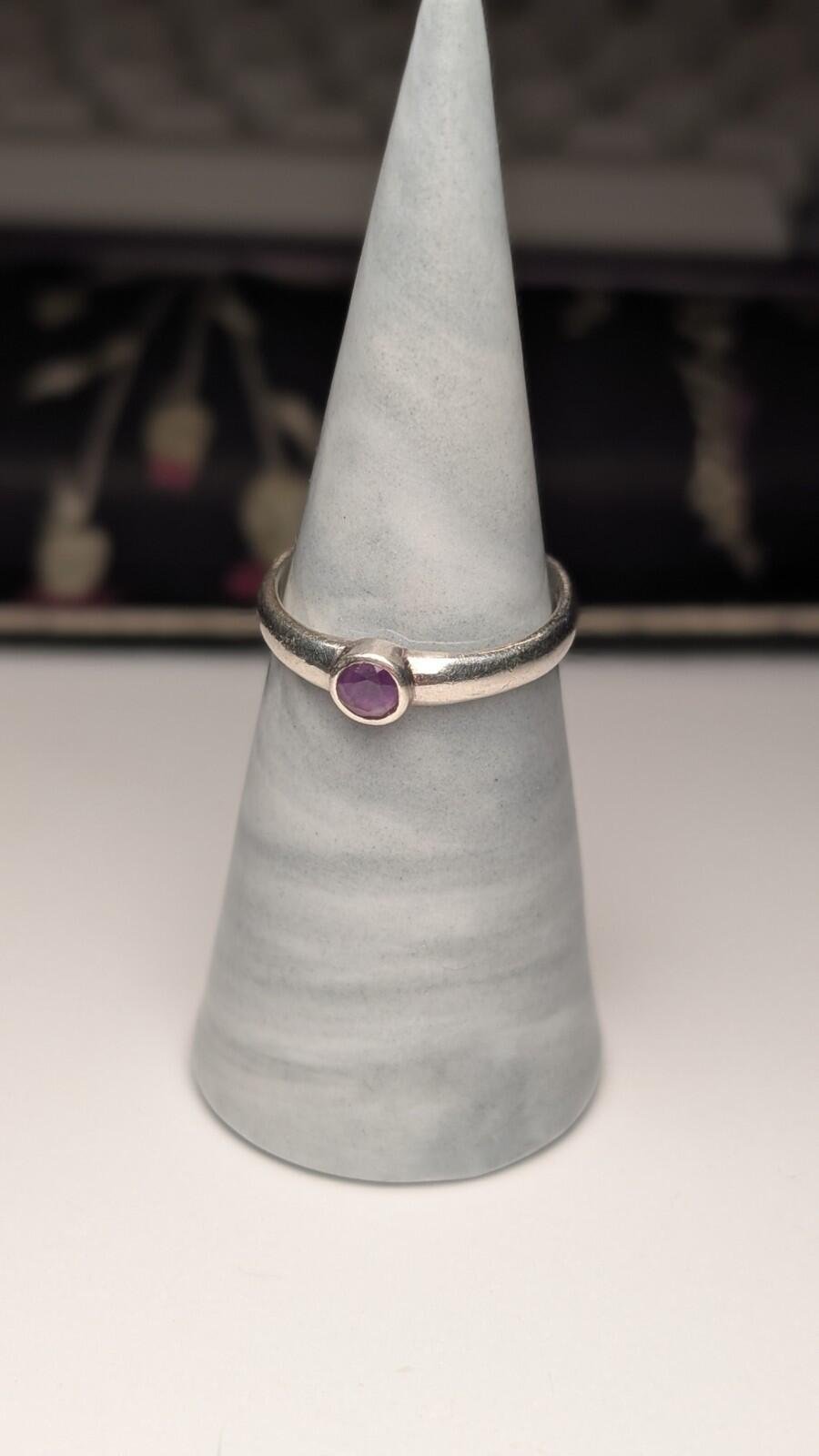 Vintage Sterling Silver Amethyst Gemstone Ring | Size O 1/2 | 925 Silver - Image 3