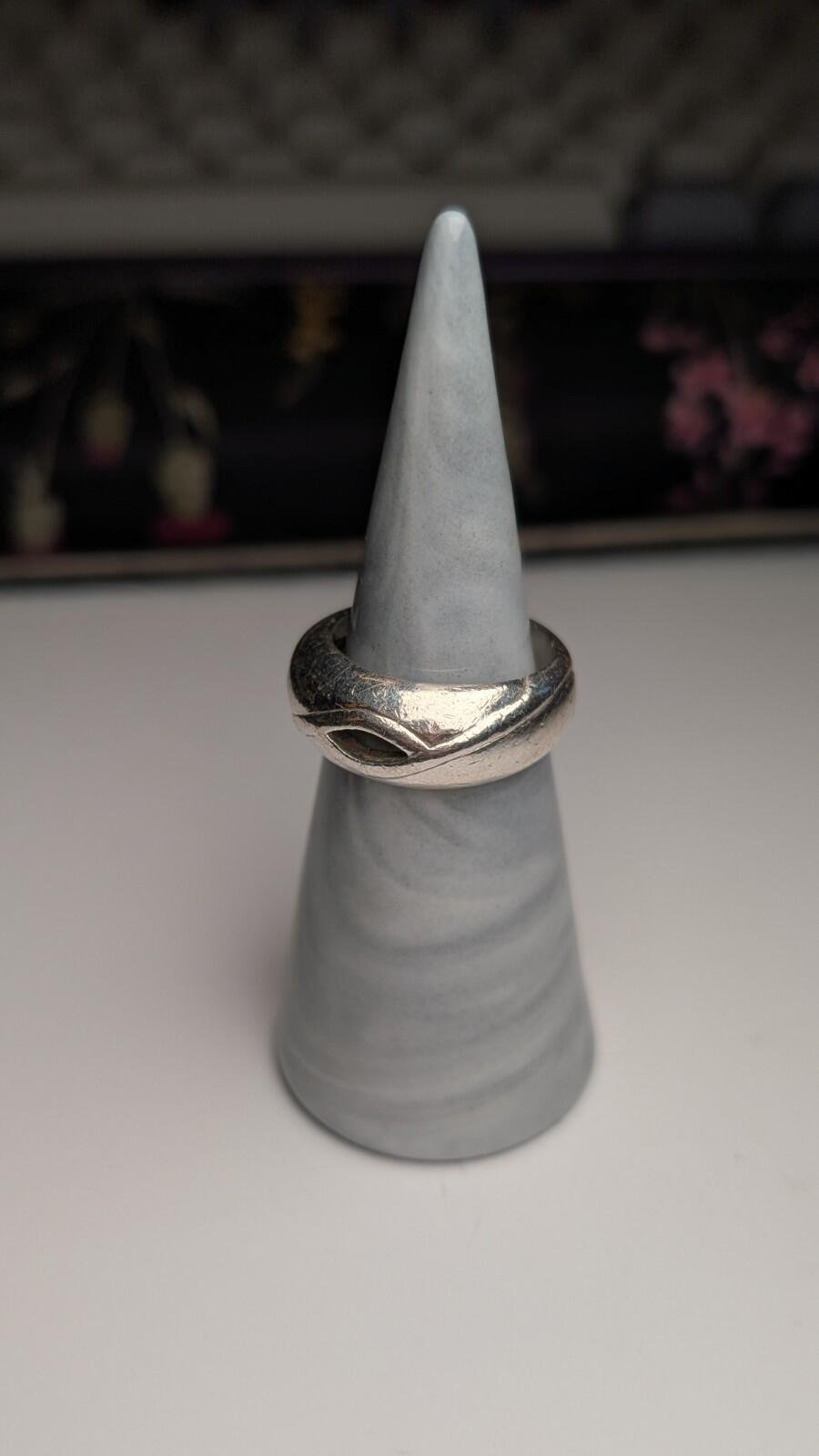 Vintage Sterling Silver 1994 London Open-Front Ring | Size N 1/2 | 925 Silver - Image 3