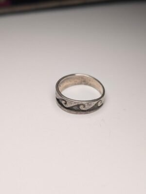 Vintage Sterling Silver Ocean Waves Band Ring | Size M 1/2 | 925 Silver