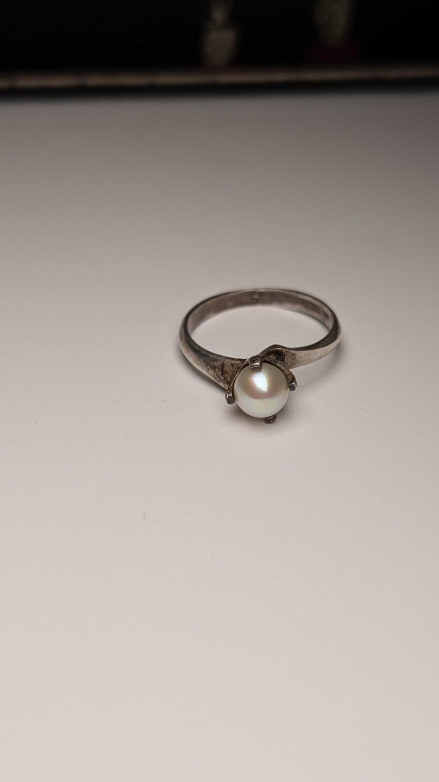Vintage Sterling Silver 1969 Cultured Pearl Ring | Size P 1/2 | 925 Silver - Image 3