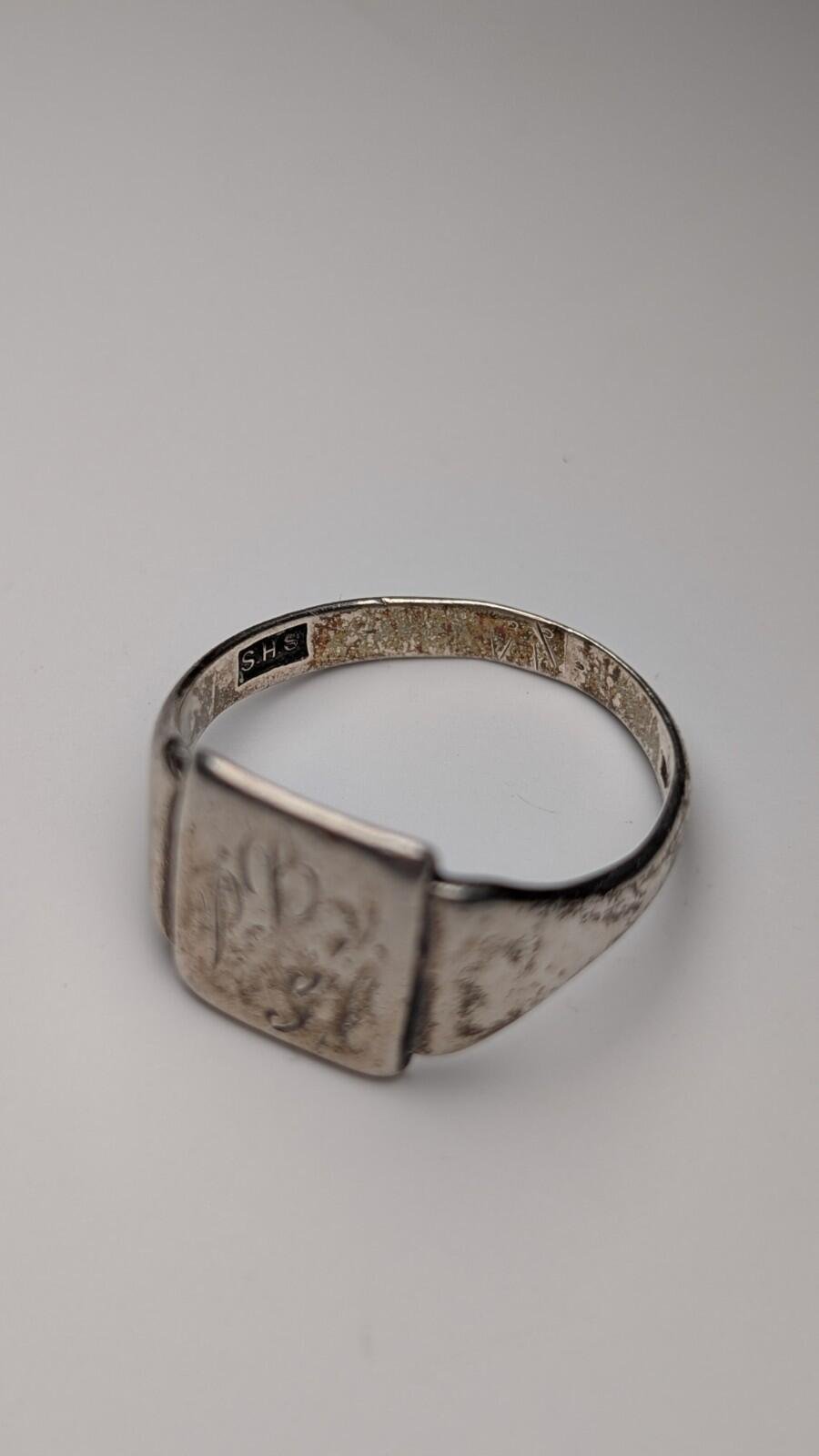 Vintage Sterling Silver 1986 Men's Etched Signet Ring | Size V 1/2 | 925 Silver - Image 5