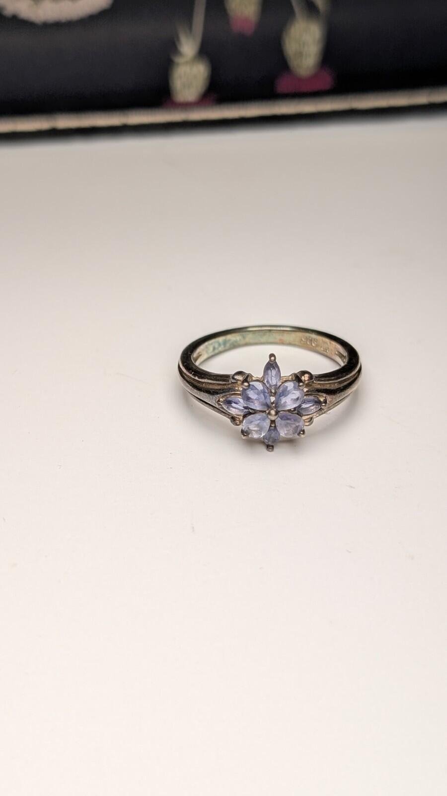 Vintage Sterling Silver Iolite Gemstone Flower Ring | Size R 1/2 | 925 Silver - Image 5