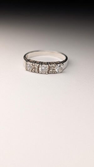 Vintage Sterling Silver CZ Clear Gemstone Ring | Size M | 925 Silver