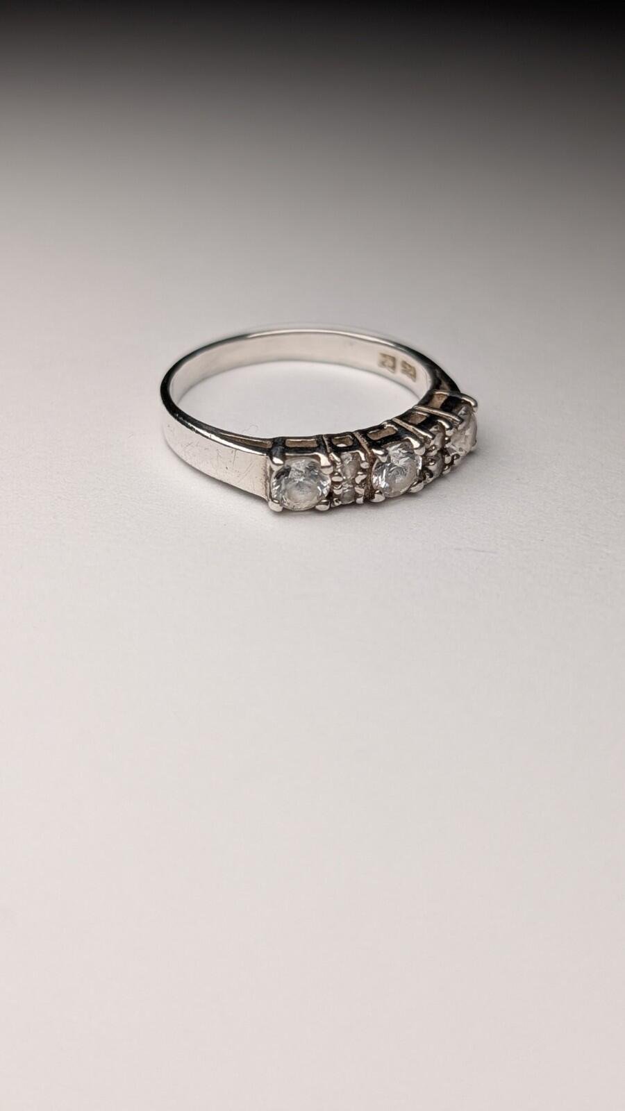 Vintage Sterling Silver CZ Clear Gemstone Ring | Size M | 925 Silver - Image 4