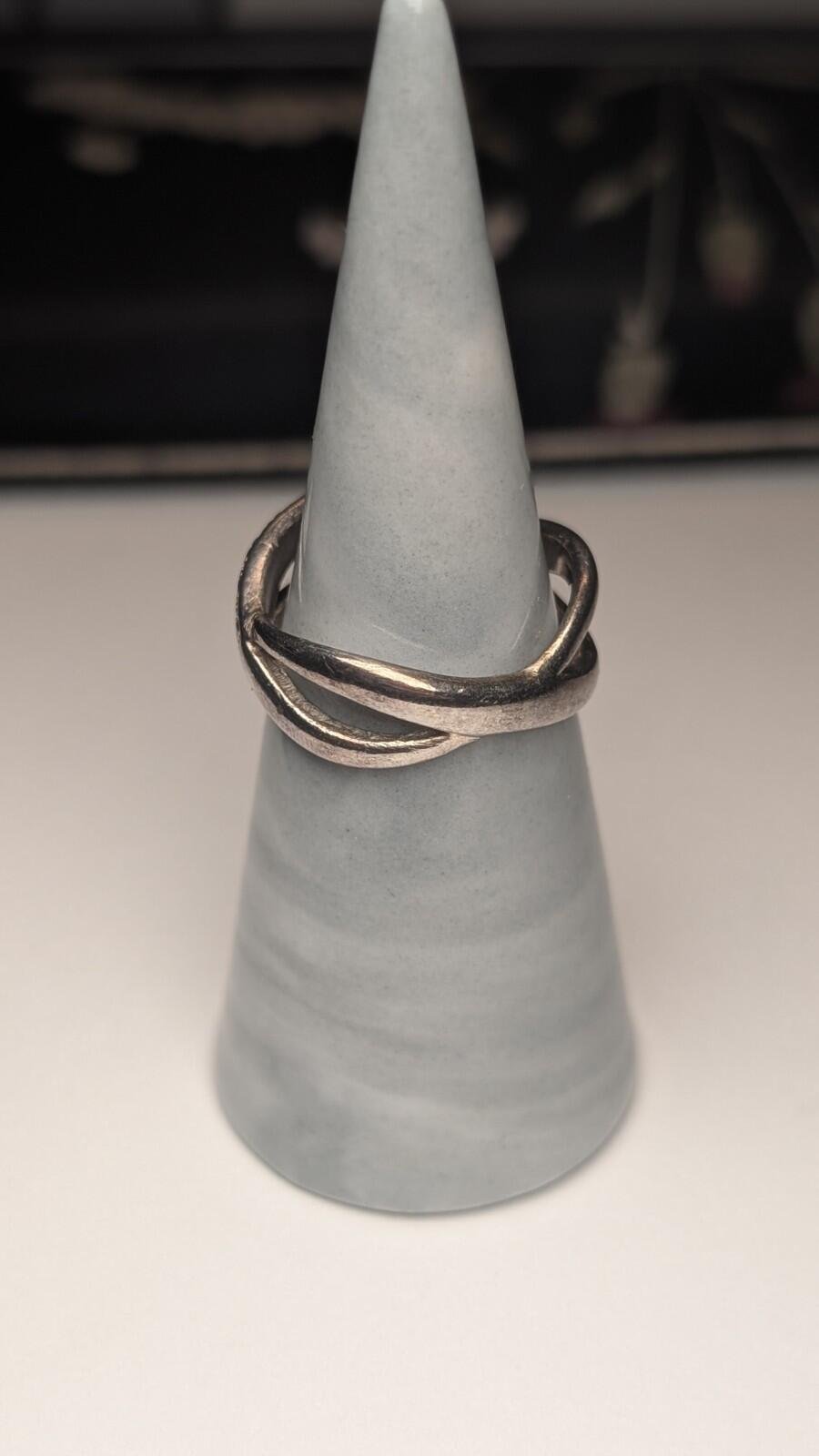 Vintage Sterling Silver Pink Gemstone Intertwined Ring | Size P 1/2 | 925 Silver - Image 5