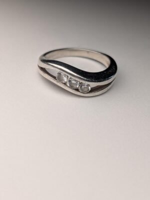 Vintage Sterling Silver 3 Stone Trilogy Clear Gemstone Ring | Size O | 925