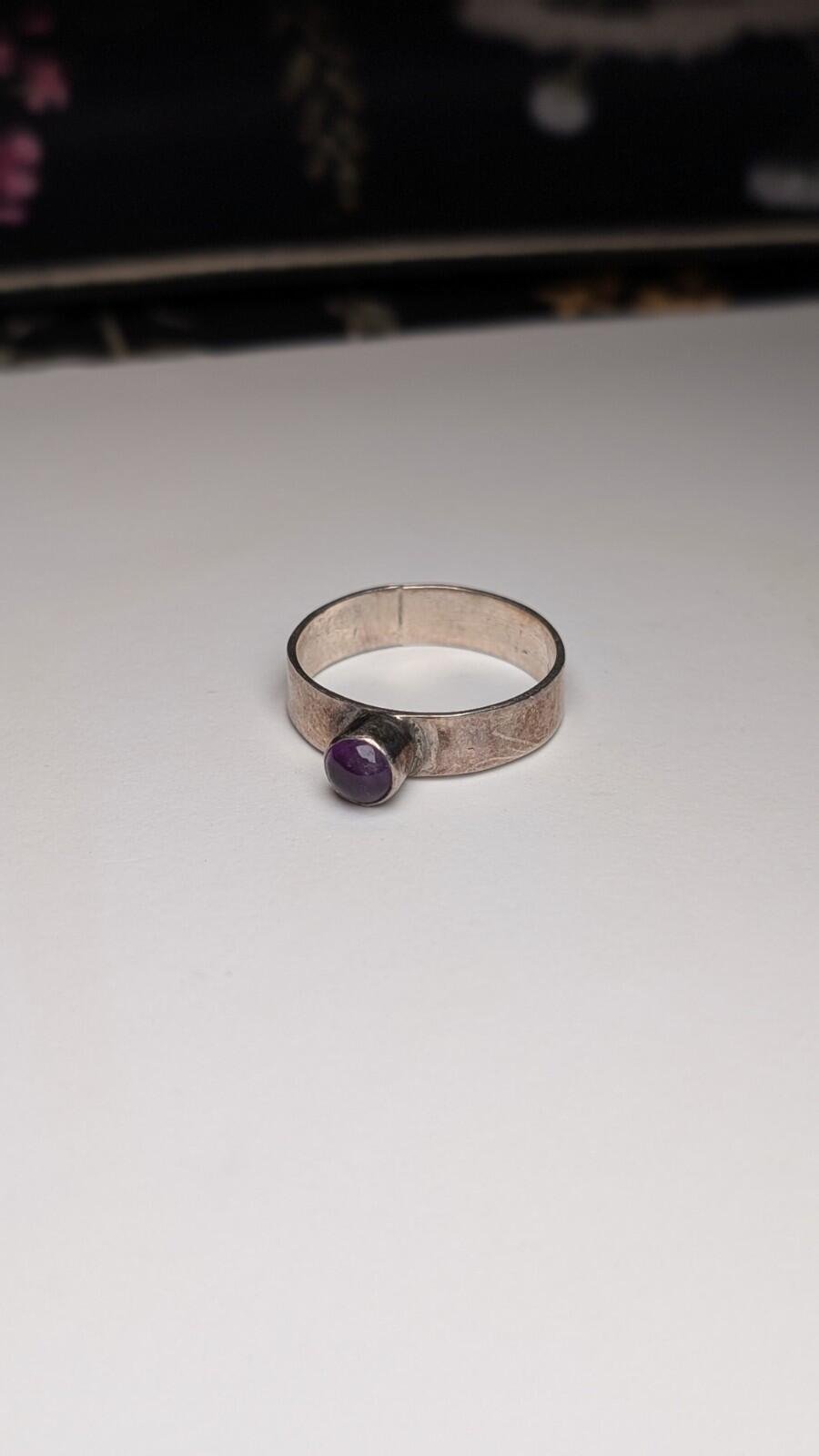 Vintage Sterling Silver Purple Amethyst Ring | Size R 1/2 | 925 Silver