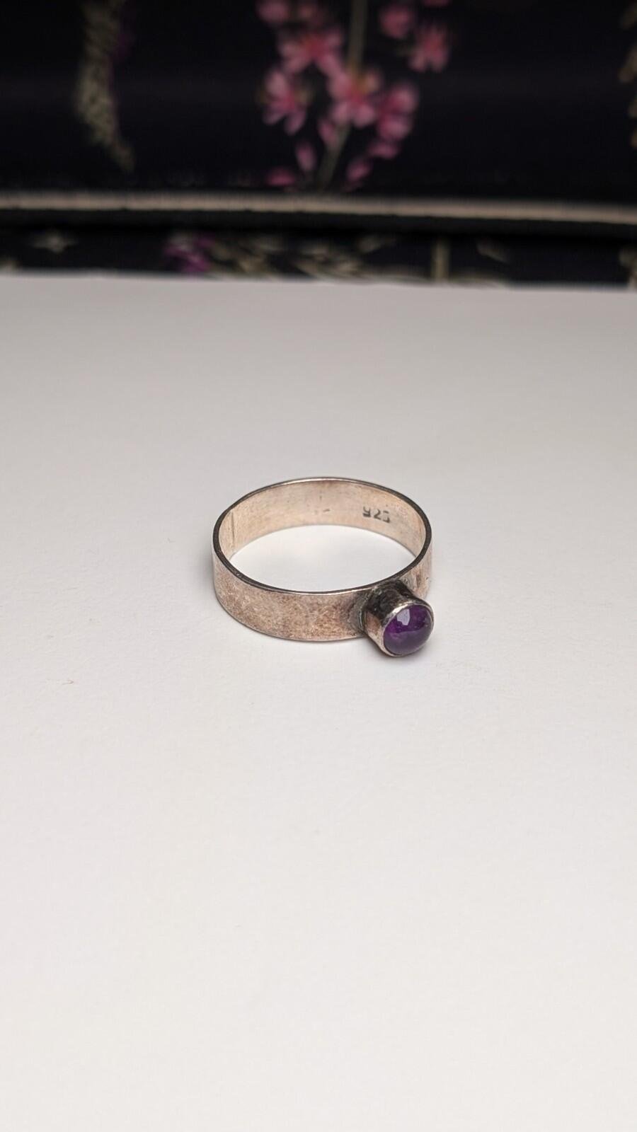 Vintage Sterling Silver Purple Amethyst Ring | Size R 1/2 | 925 Silver - Image 3