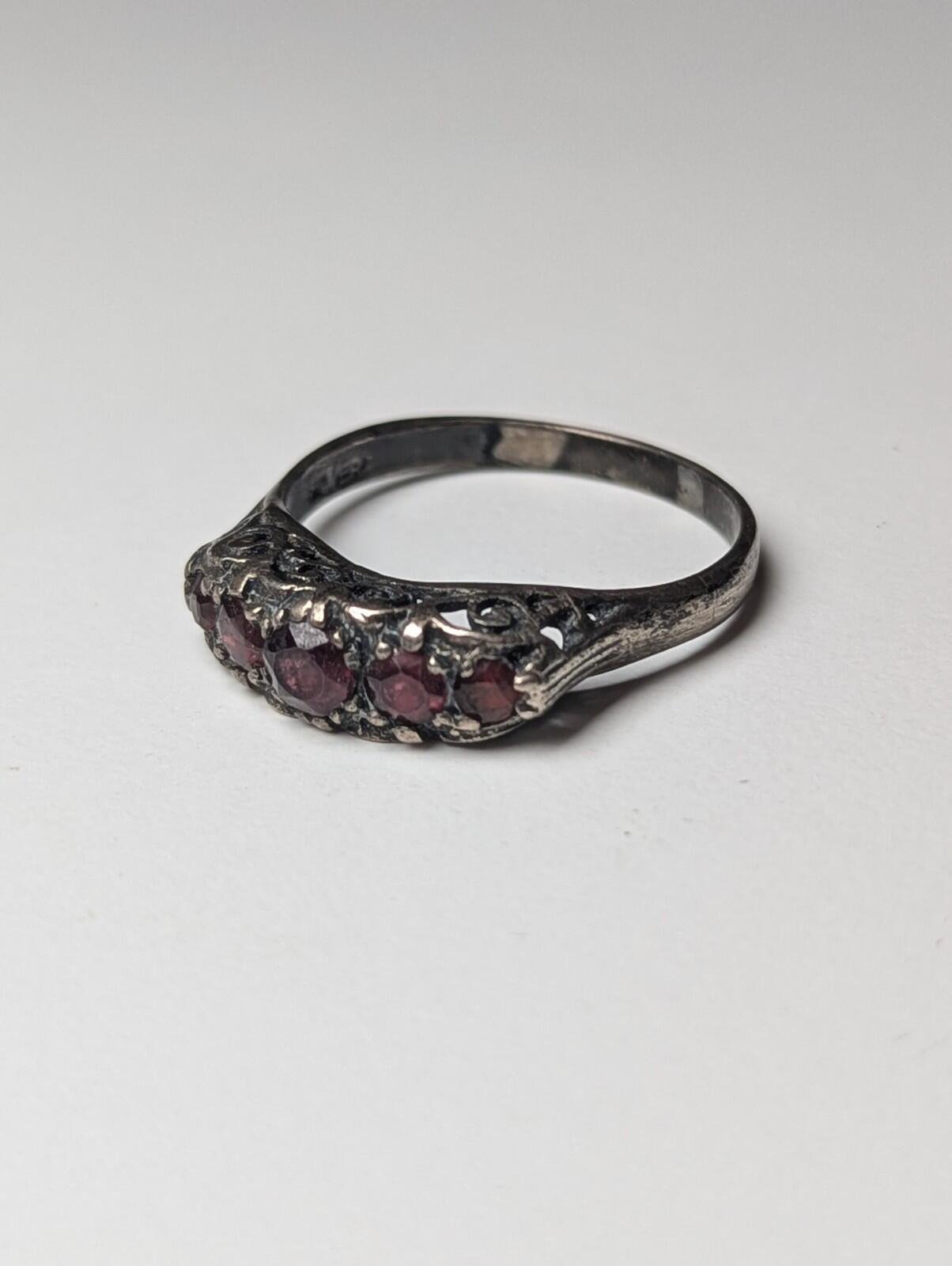 Vintage Sterling Silver 5 Row Red Garnet Gemstone Ring | Size W | 925 Silver