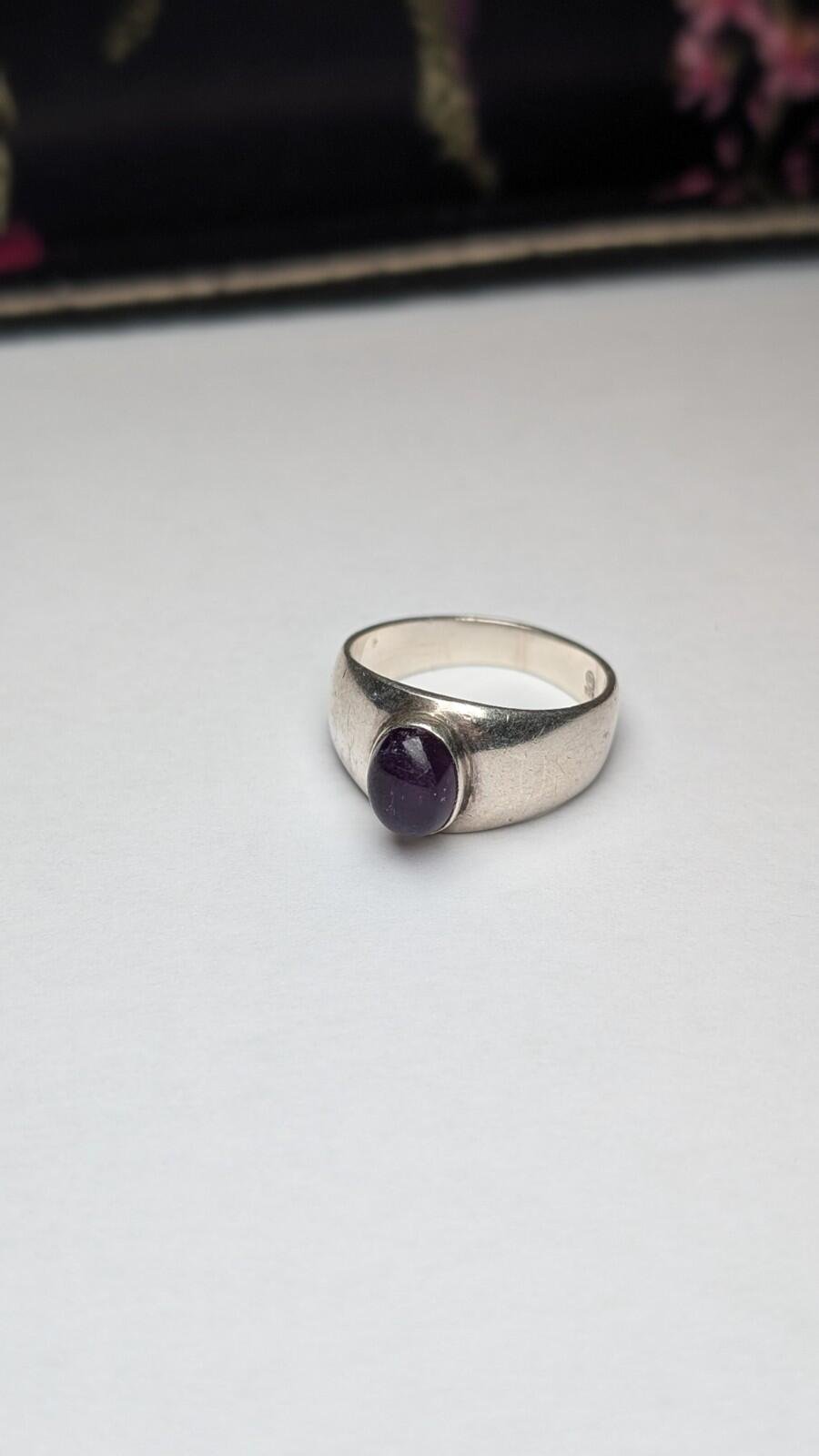 Vintage Sterling Silver Purple Amethyst Ring | Size O | 925 Silver