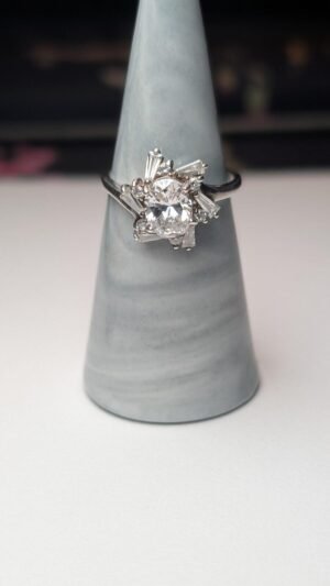 Vintage Sterling Silver Clear DQCZ Morea Halo Statement Ring | Size R | 925