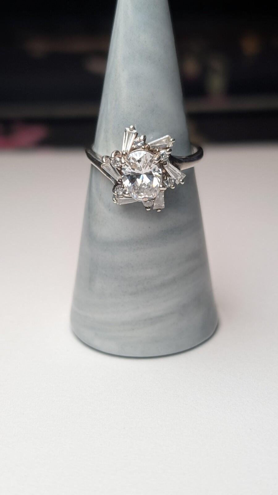 Vintage Sterling Silver Clear DQCZ Morea Halo Statement Ring | Size R | 925