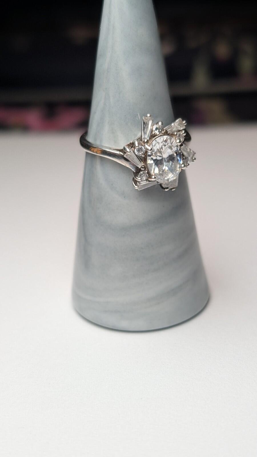 Vintage Sterling Silver Clear DQCZ Morea Halo Statement Ring | Size R | 925 - Image 10