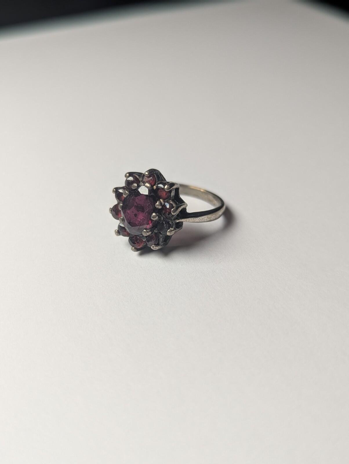 Vintage Sterling Silver Red Garnet Cluster Ring | Size M | 925 Silver - Image 6