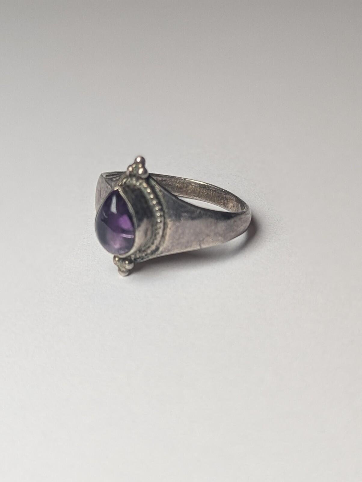 Vintage Sterling Silver Amethyst Teardrop Ring | Size O | 925 Silver - Image 2