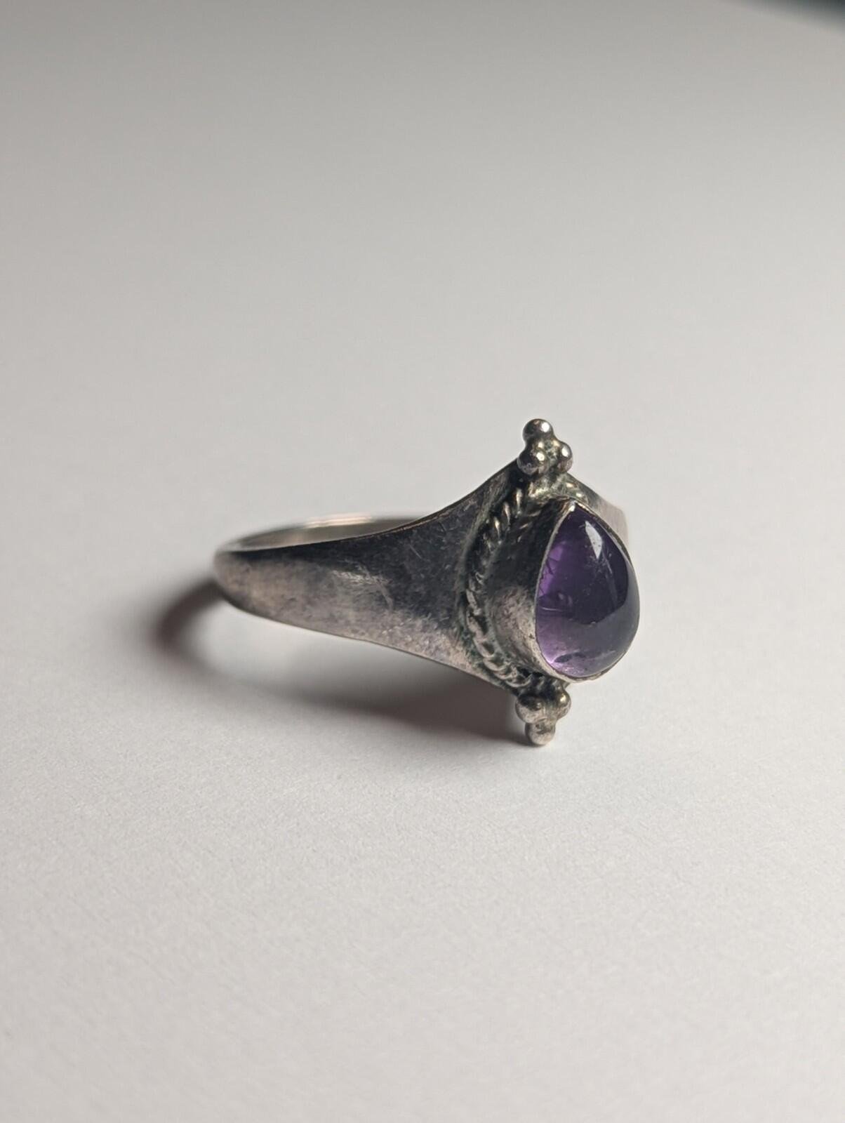 Vintage Sterling Silver Amethyst Teardrop Ring | Size O | 925 Silver - Image 4