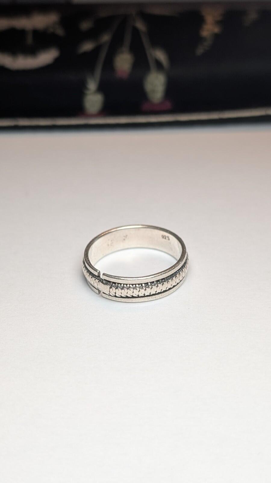 Vintage Sterling Silver Spinner Ring | Size W | 925 Silver | Broken / Cracked