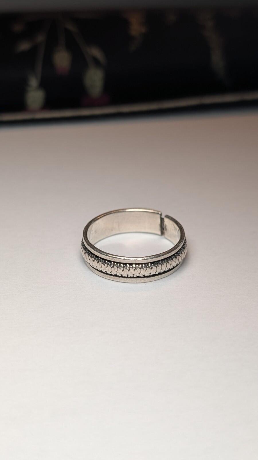 Vintage Sterling Silver Spinner Ring | Size W | 925 Silver | Broken / Cracked - Image 2