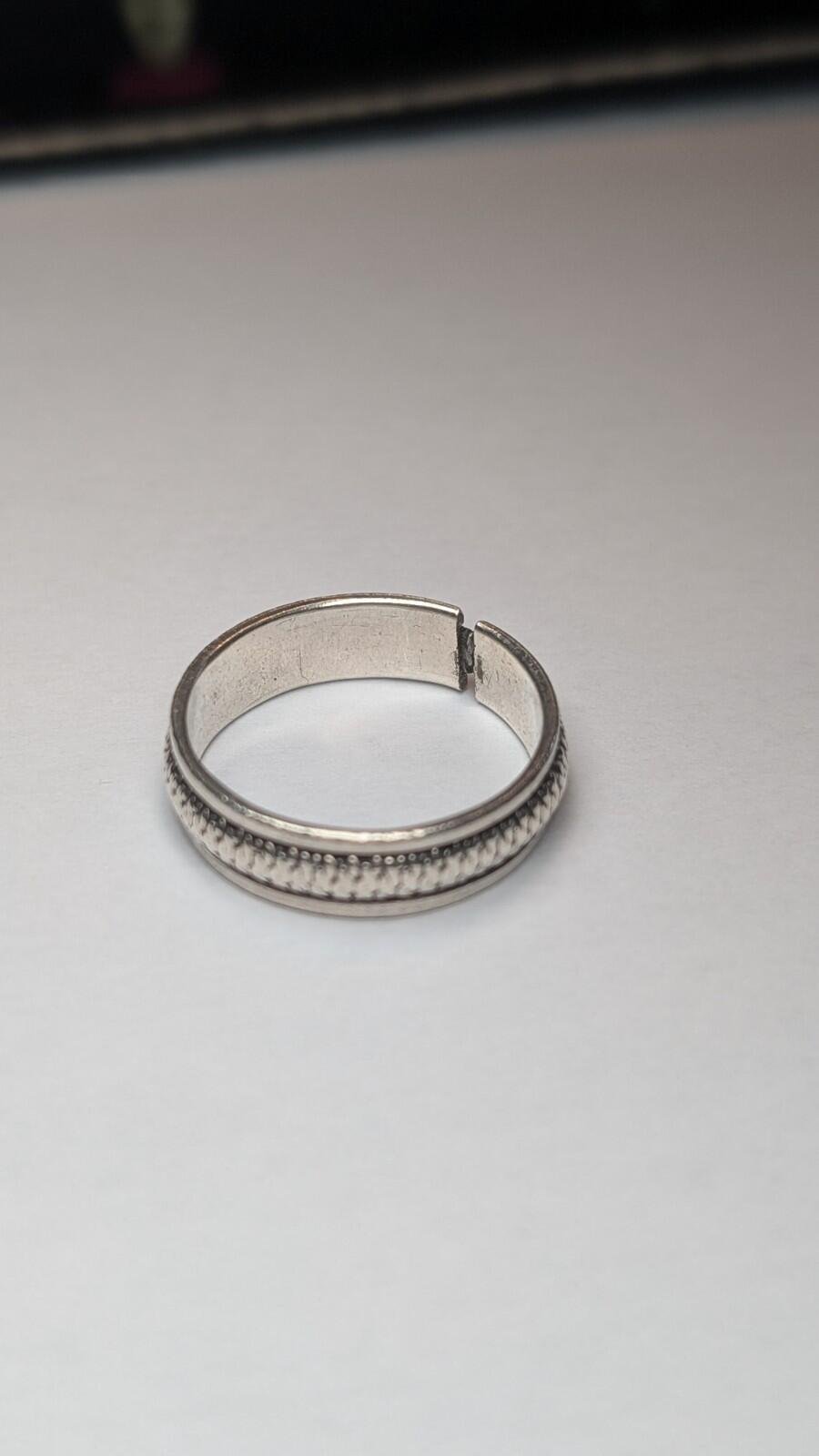 Vintage Sterling Silver Spinner Ring | Size W | 925 Silver | Broken / Cracked - Image 3