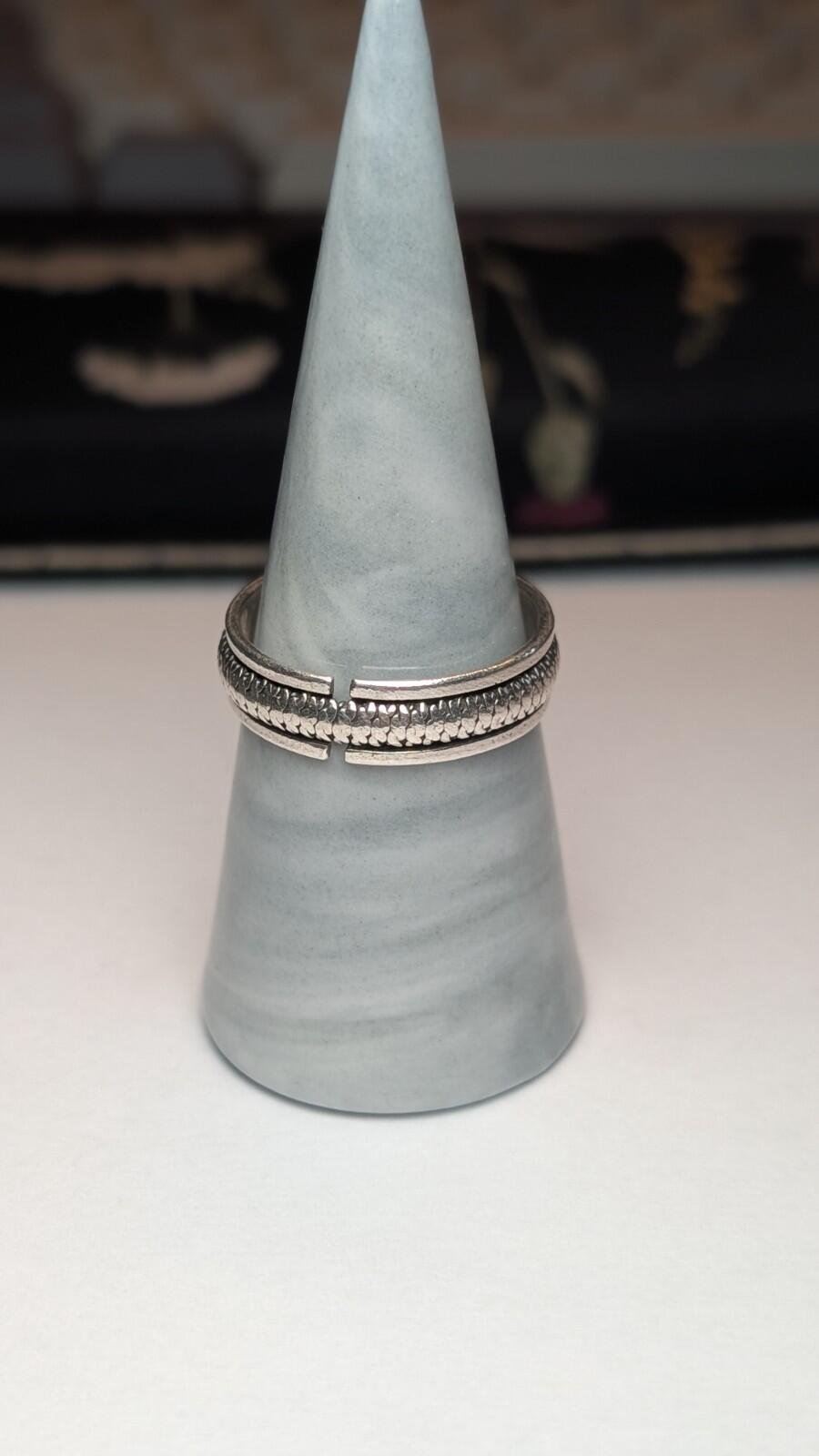 Vintage Sterling Silver Spinner Ring | Size W | 925 Silver | Broken / Cracked - Image 6