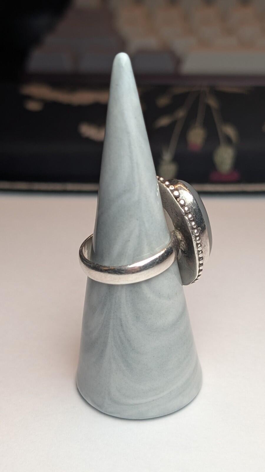 Vintage Sterling Silver Grey Chalcedony Ring | Size R | 925 Silver - Image 7