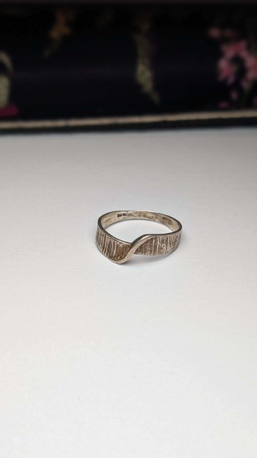 Vintage Sterling Silver Modernist Wave Band Ring | Size N | 925 Silver
