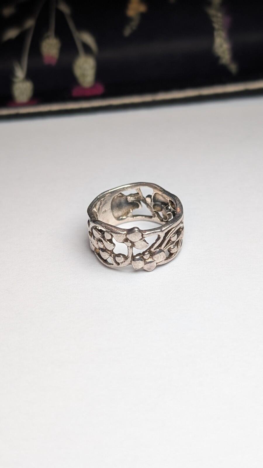Vintage Sterling Silver Openwork Floral Flowers Ring | Size P 1/2 | 925 Silver