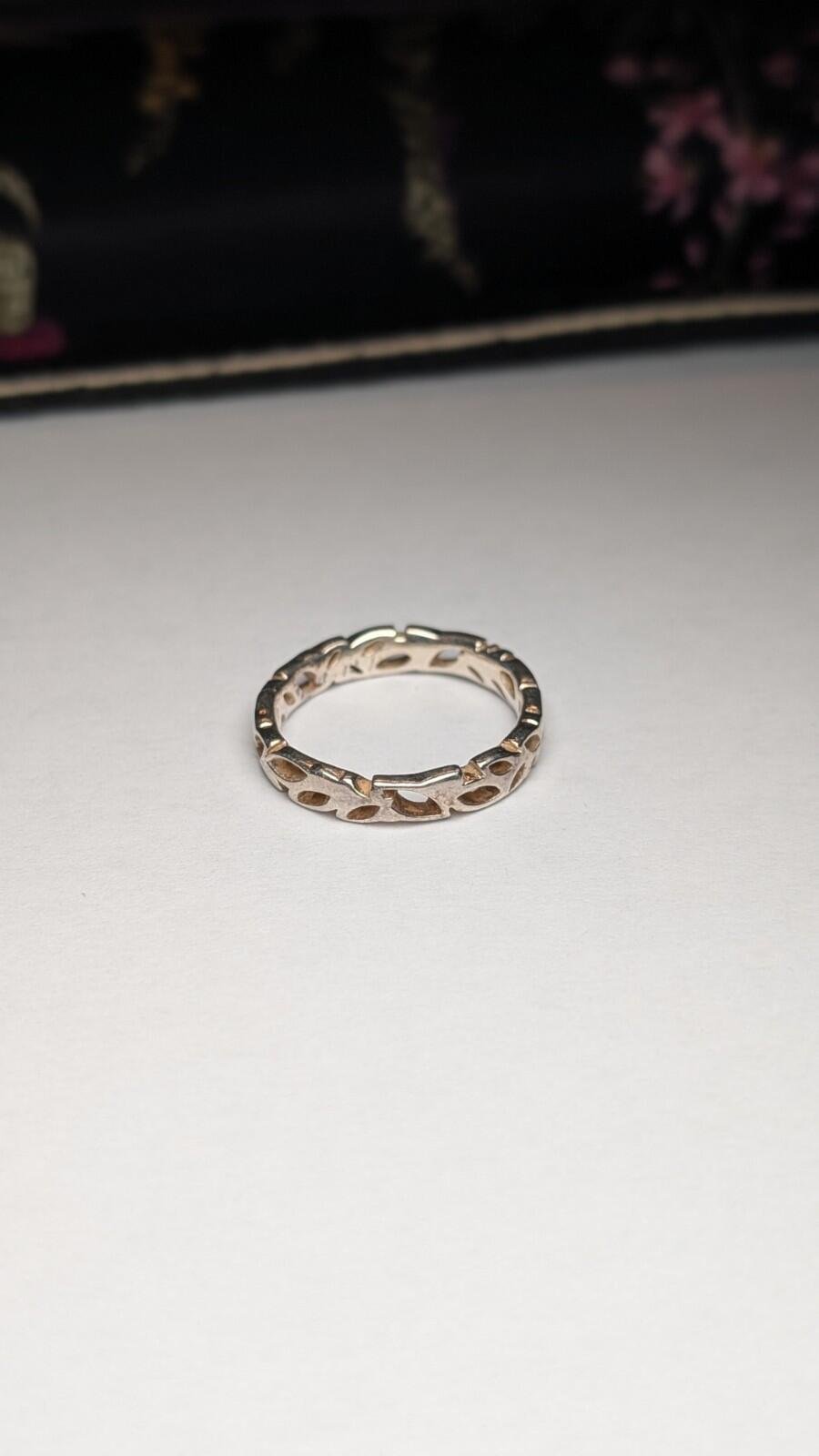 Vintage Sterling Silver Thin Floral Flowers Band Ring | Size R | 925 Silver